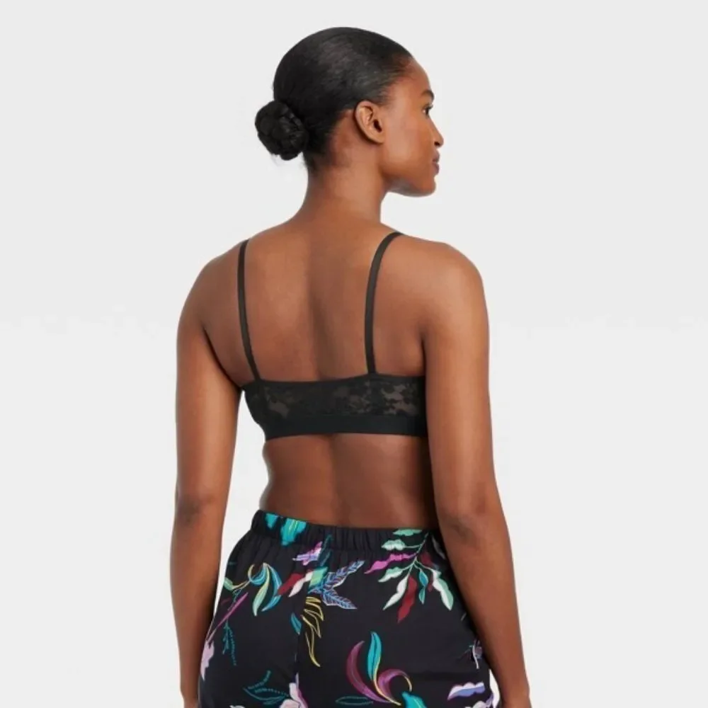 NWT Auden Lightly Lined Scoop Neck Bralette